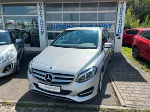 Mercedes-Benz B 200 B-200 DSG-7-Gang Navi Kamera Memory-Paket LED