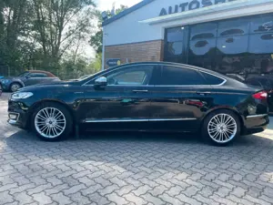 Ford Mondeo Lim. Hybrid Vignale Leder/Navi/Kamera Bild 3