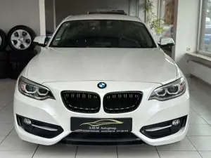 BMW 218 d Coupe Aut Sport Line BiXen/Navi/Sitzhzg/PDC Bild 2