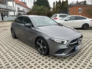 Mercedes-Benz A 250 AMG Line Leder 360 kamera Ambient Sitzheiz