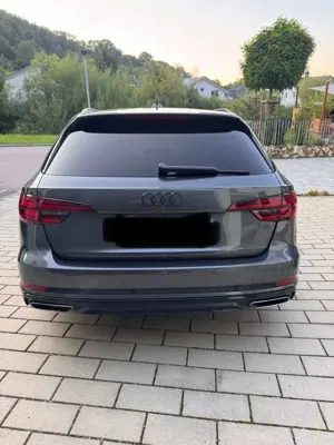 Audi A4 A4 Avant Avant 40 TFSI S tronic S-Line Bild 5