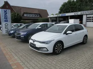 Volkswagen Golf VIII Lim. Active