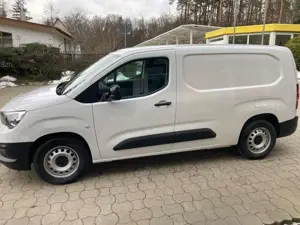 Opel Combo - e Basis XL Cargo Bild 4