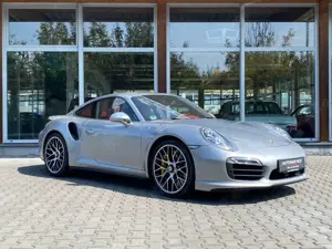 Porsche 991 911 Turbo S erst 4603km! BRD 1.Hand