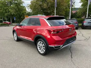 Volkswagen T-Roc Style 150 PS DSG #LED #IQ #KAMERA Bild 4