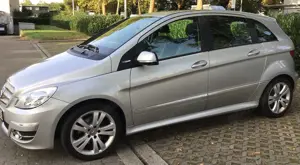 Mercedes-Benz B 200 BlueEfficiency Bild 1