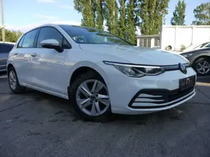 Volkswagen Golf VIII Lim. Life/Sitzheizung/Tempomat