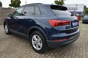 Audi Q3 35 2,0 TDI LED Navi AHK Alcantara elektr. Heckklap Bild 2