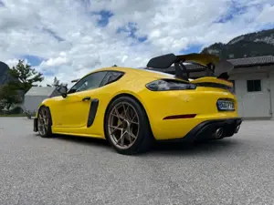 Porsche Cayman GT4 RS Weissach "Keramik" Bild 3