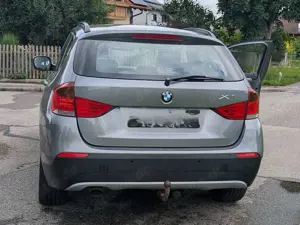 BMW X1 X1 sDrive20d Bild 3