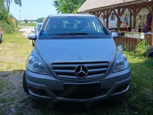 Mercedes-Benz B 180 PKW