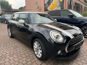 MINI Cooper D Clubman LED Navi Sportsitze