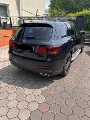 Mercedes-Benz GLC 300 e 4Matic 9G-TRONIC AMG Line