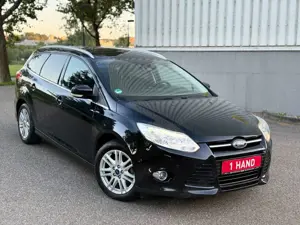 Ford Focus 1.HAND-TOP GEPFLEGT-TÜV/AU NEU Bild 1