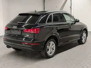 Audi Q3 Sport Bi-Xenon/Navi/SHZ/17-Zoll/Tempomat Bild 4