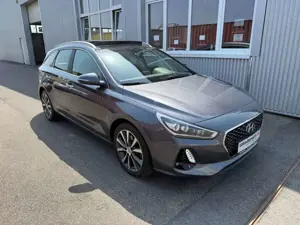 Hyundai i30 cw Premium Automatik ABSOLUTE VOLLAUSSTATTUNG