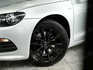 Volkswagen Scirocco 2.0 TDI Life DSG Panorama 18LM Xenon Bild 5