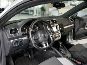 Volkswagen Scirocco 2.0 TDI Life DSG Panorama 18LM Xenon Bild 2