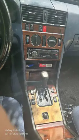 Mercedes-Benz C 180 C 180 Sport Bild 4