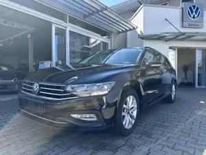 Volkswagen Passat Variant 2.0 TDI COMFORT DSG LED*KAMERA*NAVI*AHK