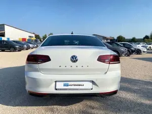 Volkswagen Passat Bild 5
