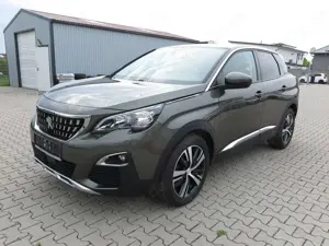 Peugeot 3008 Allure Automatik AHnhängerkupplung Bild 1