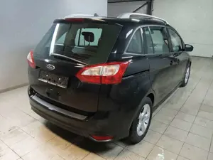 Ford Grand C-Max Grand C-MAX Trend Bild 3