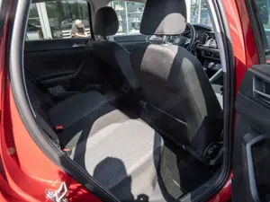 Volkswagen Polo 1.0 TSI Move SHZ KAMERA NAVI AHK ACC LED Bild 4