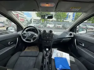 Dacia Logan TÜV AU NEU*KLIMA*PDC* Tempomat* Bild 4