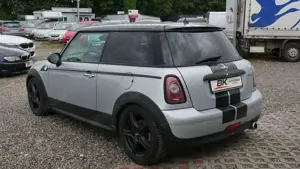 MINI One 1.6 Cooper Panoramadach Sitzheizung Klima Bild 5