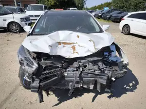 Hyundai i40 blue Trend 1.7 CRDi KAT