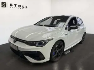 Volkswagen Golf R VIII 2.0 TSI DSG R-Perf.-AGA+BlackStyle+Pano+++