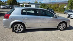 Opel Signum 1.9 CDTi Edition TÜV01/2027 Bild 5