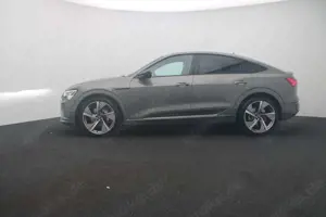 Audi Q8 e-tron Sportback 50 quattro S line LED Navi Bild 2