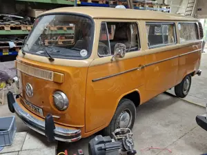 Volkswagen T2 T2b Deluxe Luxusbus