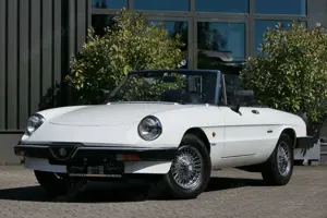 Alfa Romeo Spider 2,0 original 53886  Kilometer !!!
