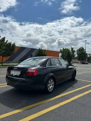 Audi A4 1.6