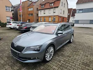 Skoda Superb Superb Combi 2.0 TSI 4x4 DSGL Bild 4