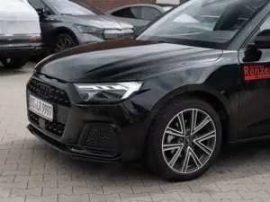 Audi A1 Sportback 30 TFSI advanced LED+RFK+SZH-VORN Bild 3