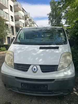 Renault Trafic 2.0 dCi 115 FAP L1H1