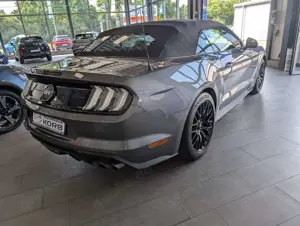 Ford Mustang Convertible 5.0 Ti-VCT V8 Aut., Deutsches Modell Bild 2
