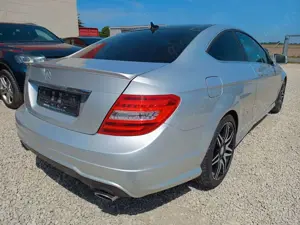 Mercedes-Benz C 350 Coupe C 350 CGI AMG, Aut, Panorama Bild 4