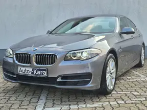 BMW 528 i xDrive*Navigation*1.Hand*AHK*Xenon*Ambiente*SHZ*