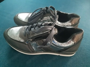 nagelneue Damensneaker mit Gltzereffekten von Topway Bild 2