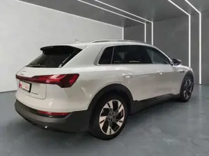 Audi e-tron Bild 2