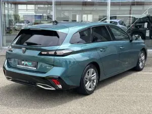 Peugeot 308 1.2 EU6d SW PureTech 130 EAT8 Allure Pack Navi Mem Bild 5