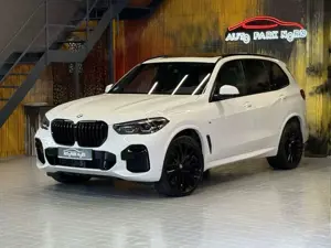 BMW X5 xDrive 30d M Sport LED~ACC~KAMERA~PANO~22"
