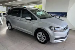 Volkswagen Touran *Comf*Navi*7 Sitzer*AHK*ACC*