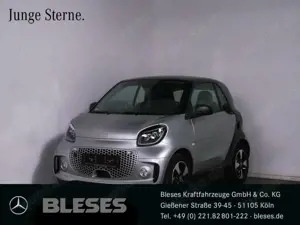 smart forTwo smart fortwo EQ Exklusive Plus+22kW+Pano+LED+Kamera
