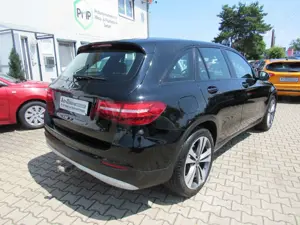 Mercedes-Benz GLC 350 d 4Matic, NAVI, LED, AHK, 20".. Bild 5